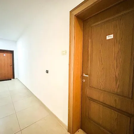 Апартаменты Vacation 900 Дуррес