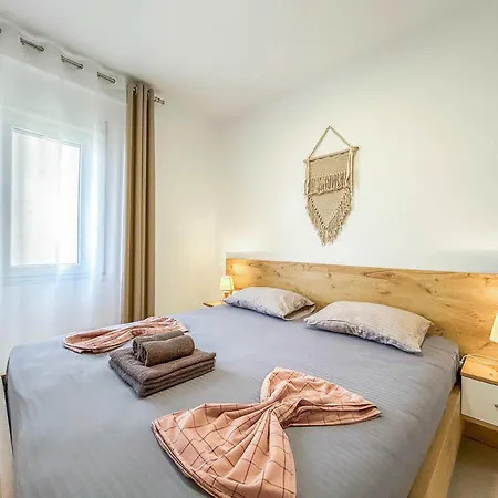 Апартаменты Vacation 900 Дуррес
