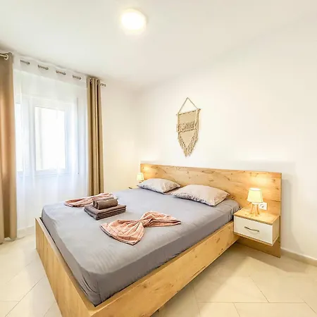 Apartment Vacation 900 *