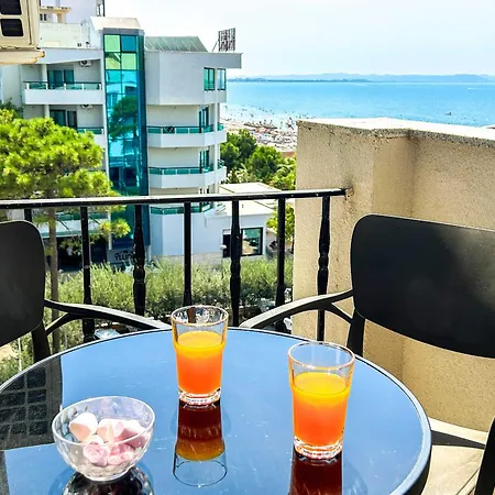 Vacation 900 Apartment Durres