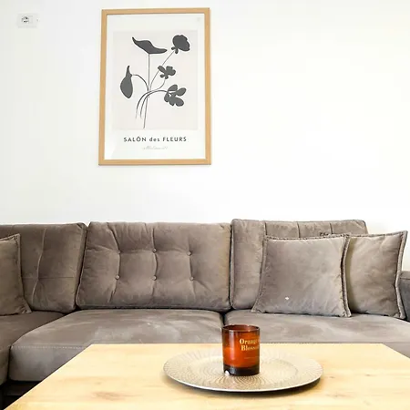 Apartment Vacation 900 Durres